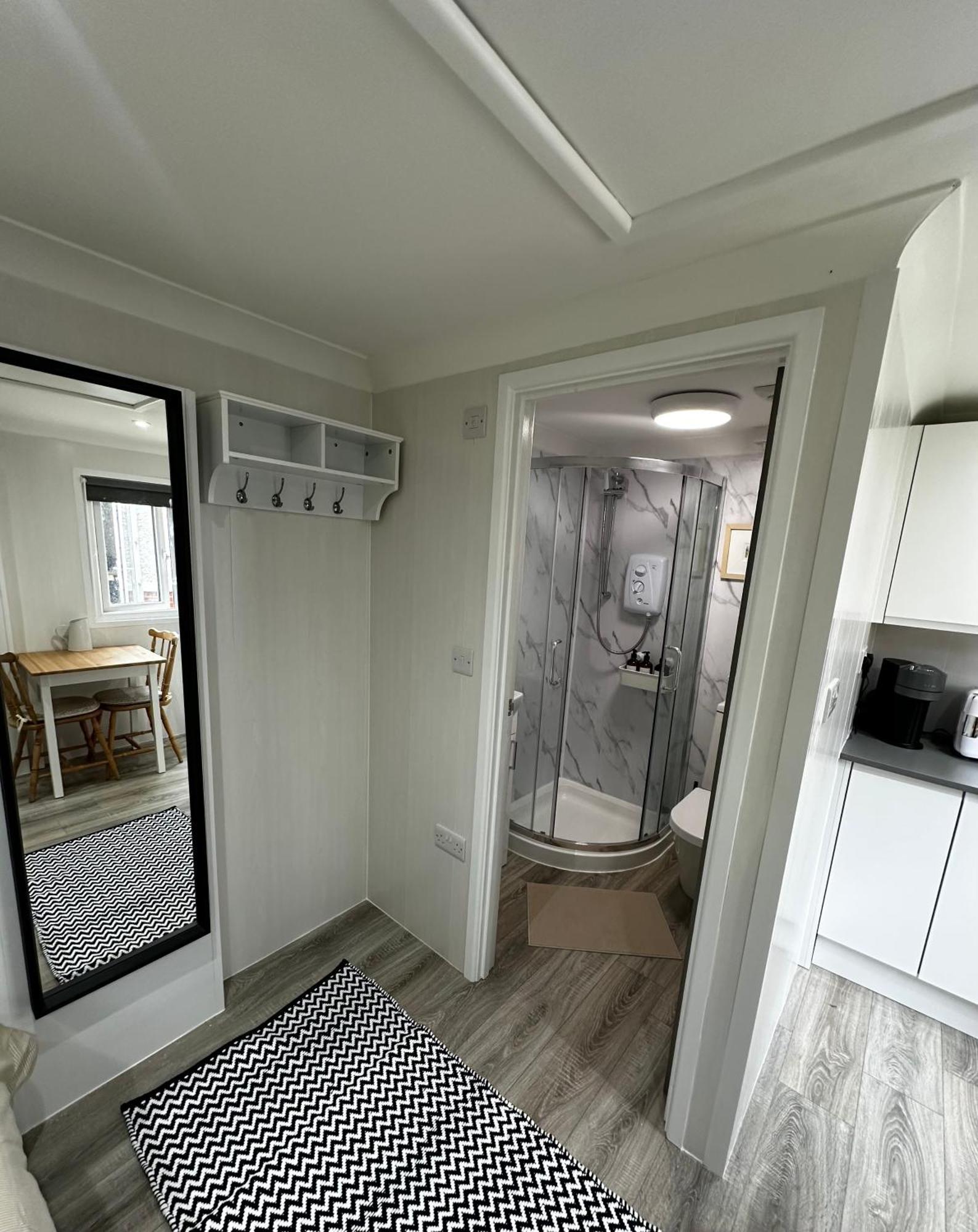 Peaceful Southbourne Studio - Pets Welcome Bournemouth Esterno foto